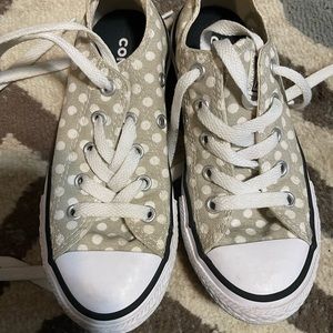 Girls converse size 12